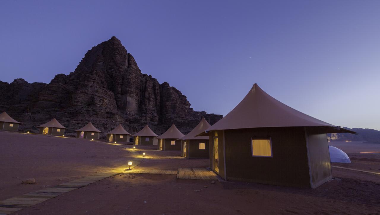 Memories Aicha Luxury Camp Hotel Wadi Rum Exterior photo