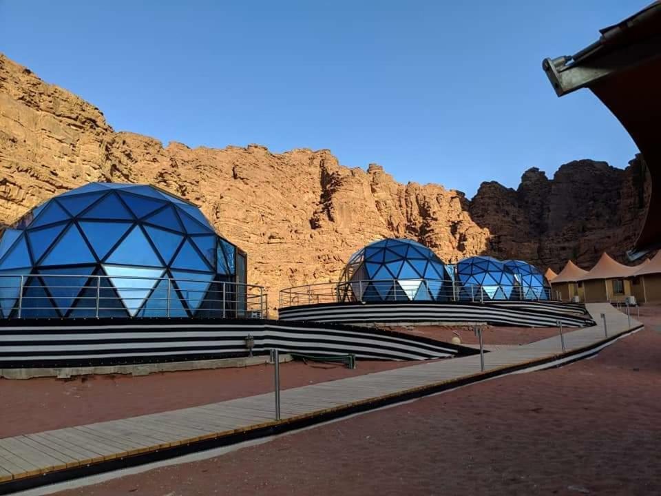Memories Aicha Luxury Camp Hotel Wadi Rum Exterior photo