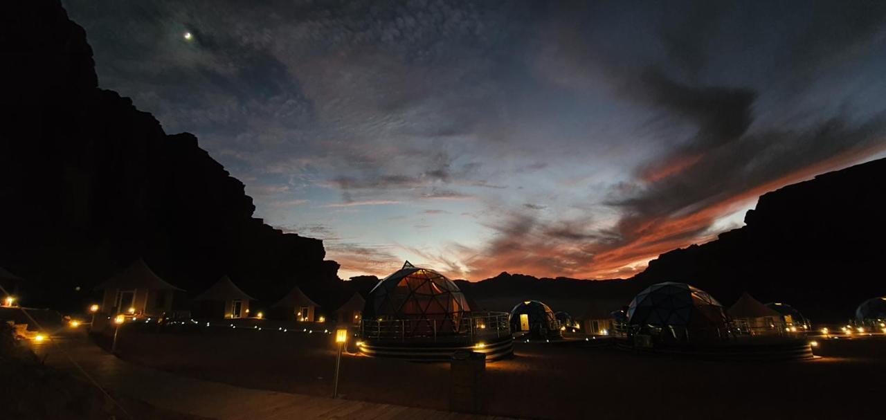 Memories Aicha Luxury Camp Hotel Wadi Rum Exterior photo